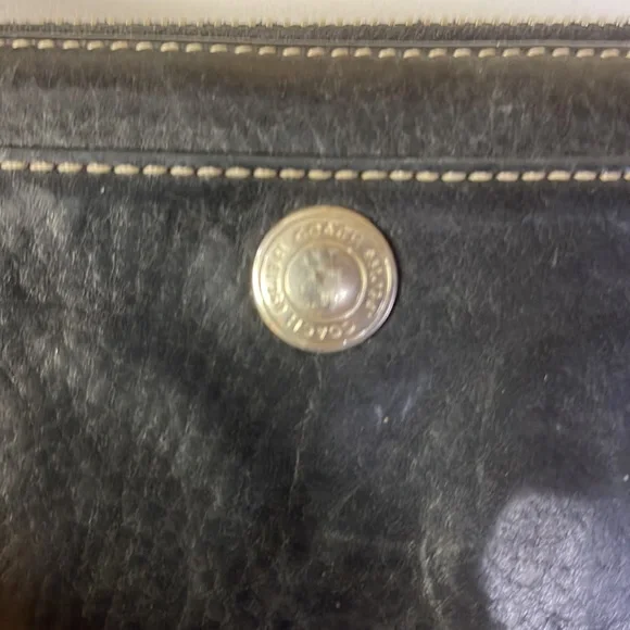 Authentic Coach Leather Wallet - Picture 2 of 5